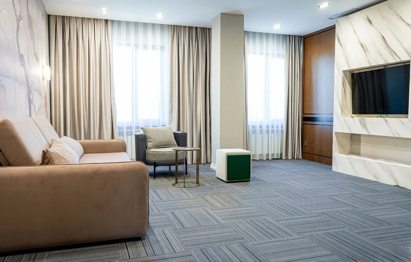 Makhambet Hotel